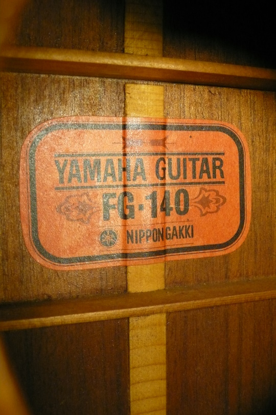red label  FG 140. Nippon Gakki . Made in Japan