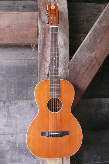 Oahu Parlor gitaar jaren '30