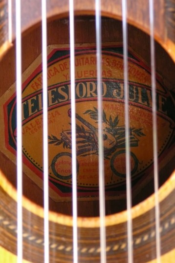telesforo label 