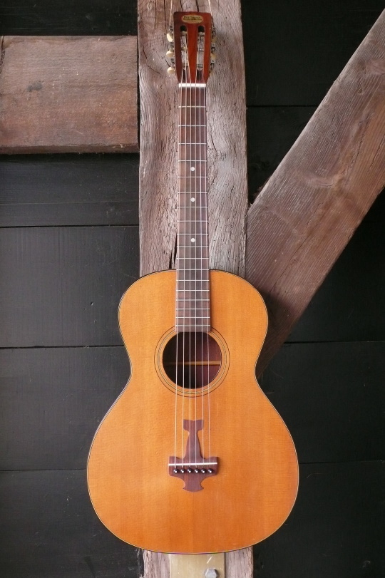 massieve spruce top (perfect kwartiers hout)