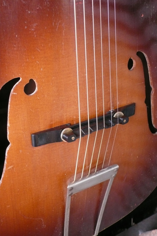 Nieuwe Ebben brug met messing stelschroeven origineel tailpiece