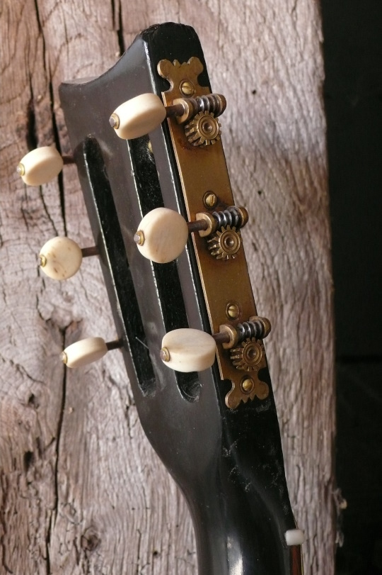 originele tuners met benen knopjes