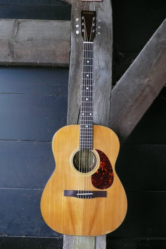 Landola flattop V-64 eind jaren '60