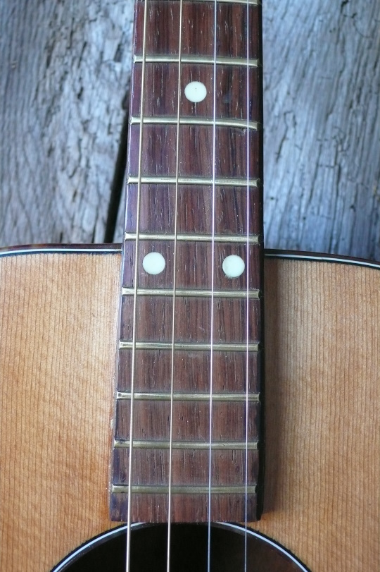 Rio Palissander toets, originele frets gë"redressed"