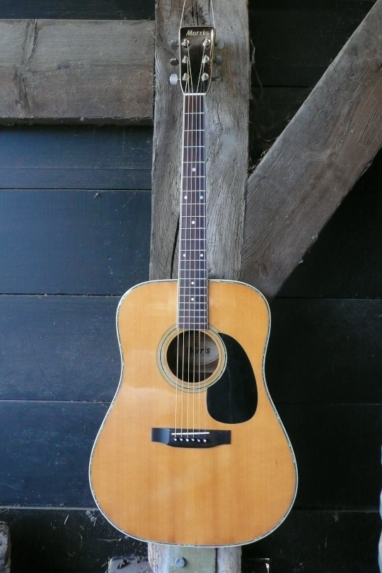 Morris W30 dreadnought