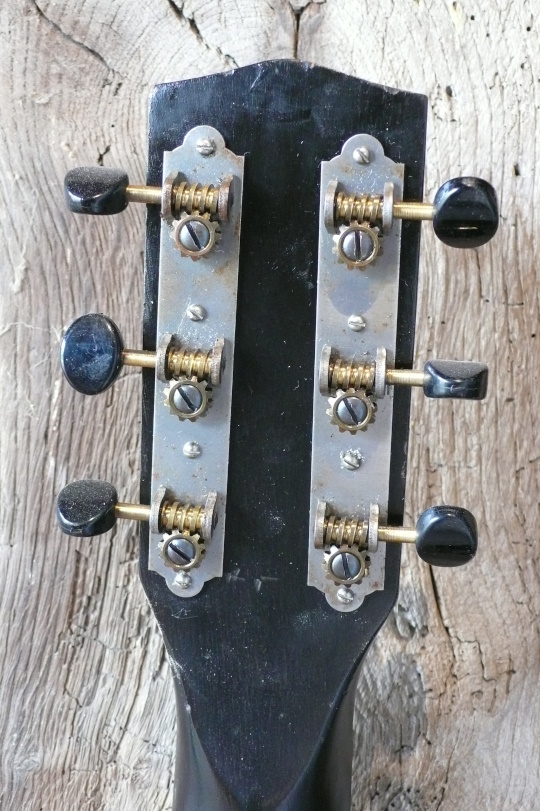 Originele waverly tuners met zwarte celluloid knoppen