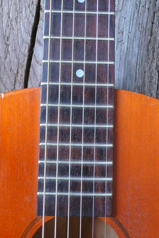 Platte Rio palissander toets, frets ge''dressed"