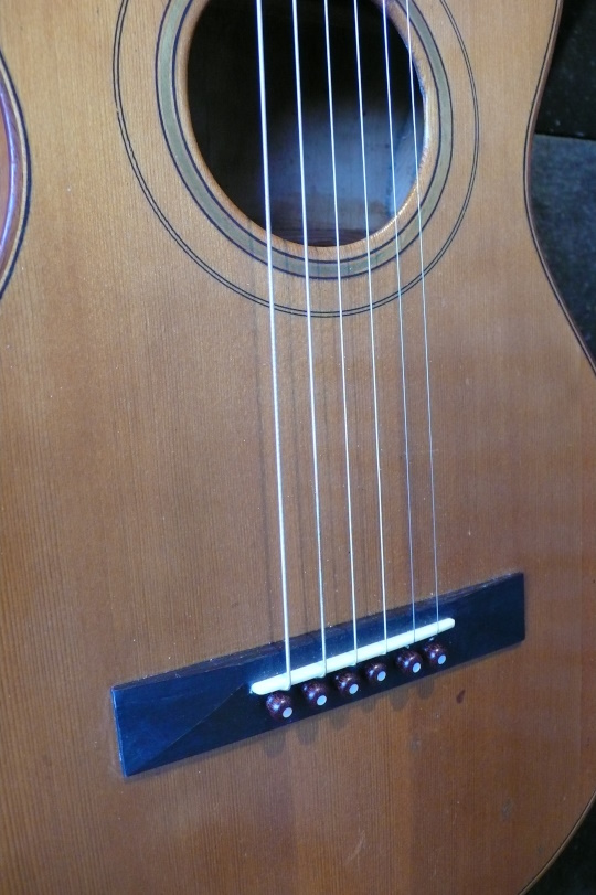 zwart geverfd esdoorn zadel met nieuw zadel been en palissnder pinnen