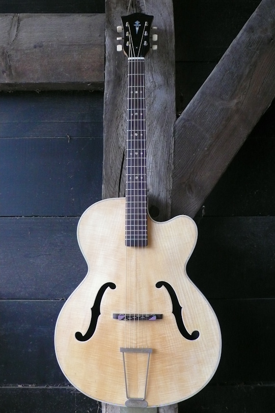 Höfner archtop 455s/Senator midden jaren '60