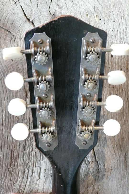 originele Kluson open tuners met nieuwe ivoroid knopjes