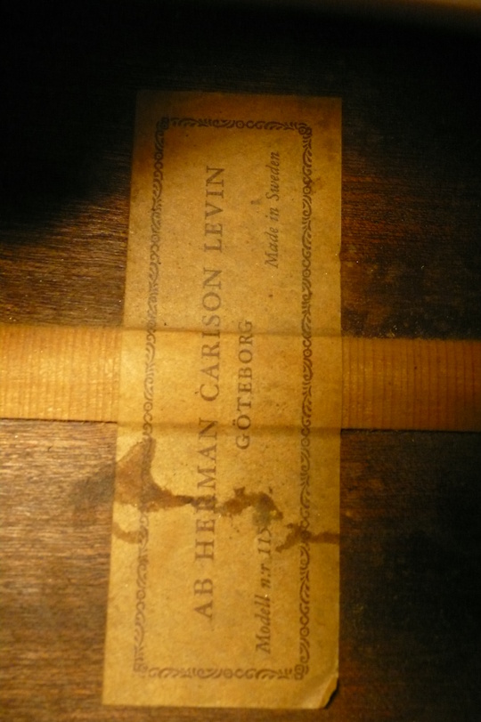 Levin label model 115