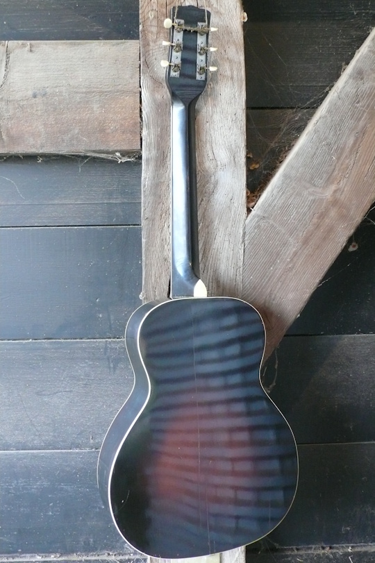 Radiotone Regal flattop achterkant, gestabiliseerde barst